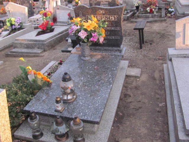 Grób Józef Krupski